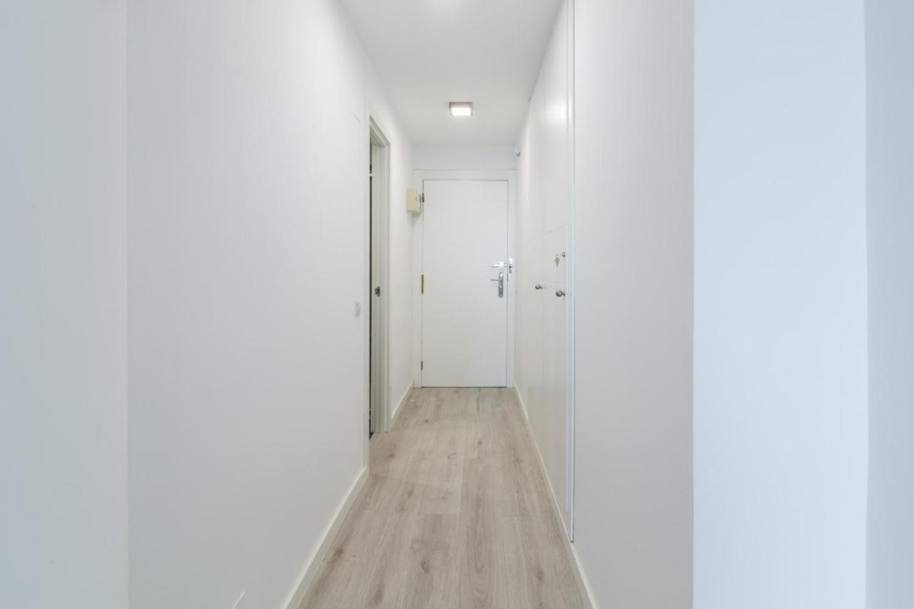 Roca Chica A Apartamento Adc Torremolinos Exterior photo